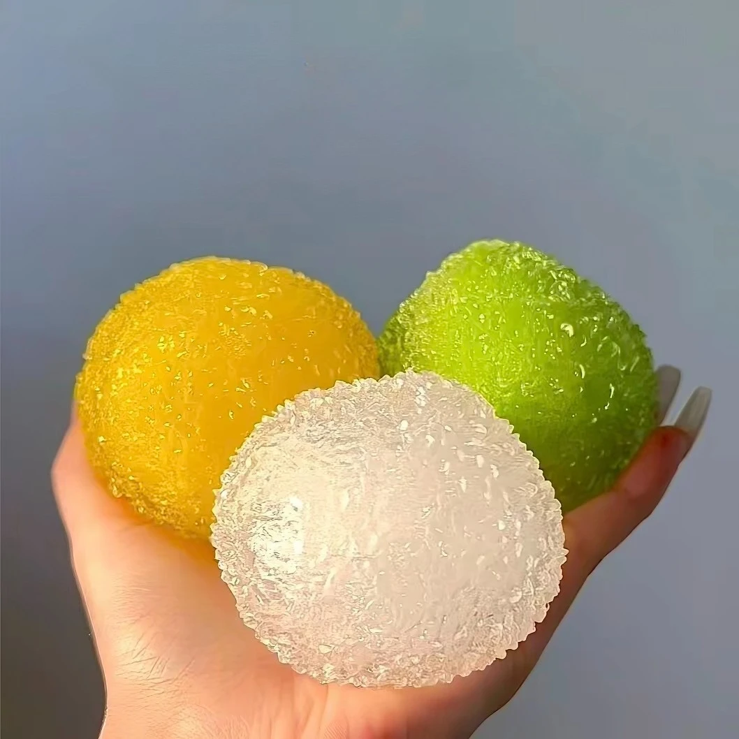 Slushy Bayberry Stress Ball, S - Party Games For Adults And Kids recension och pris